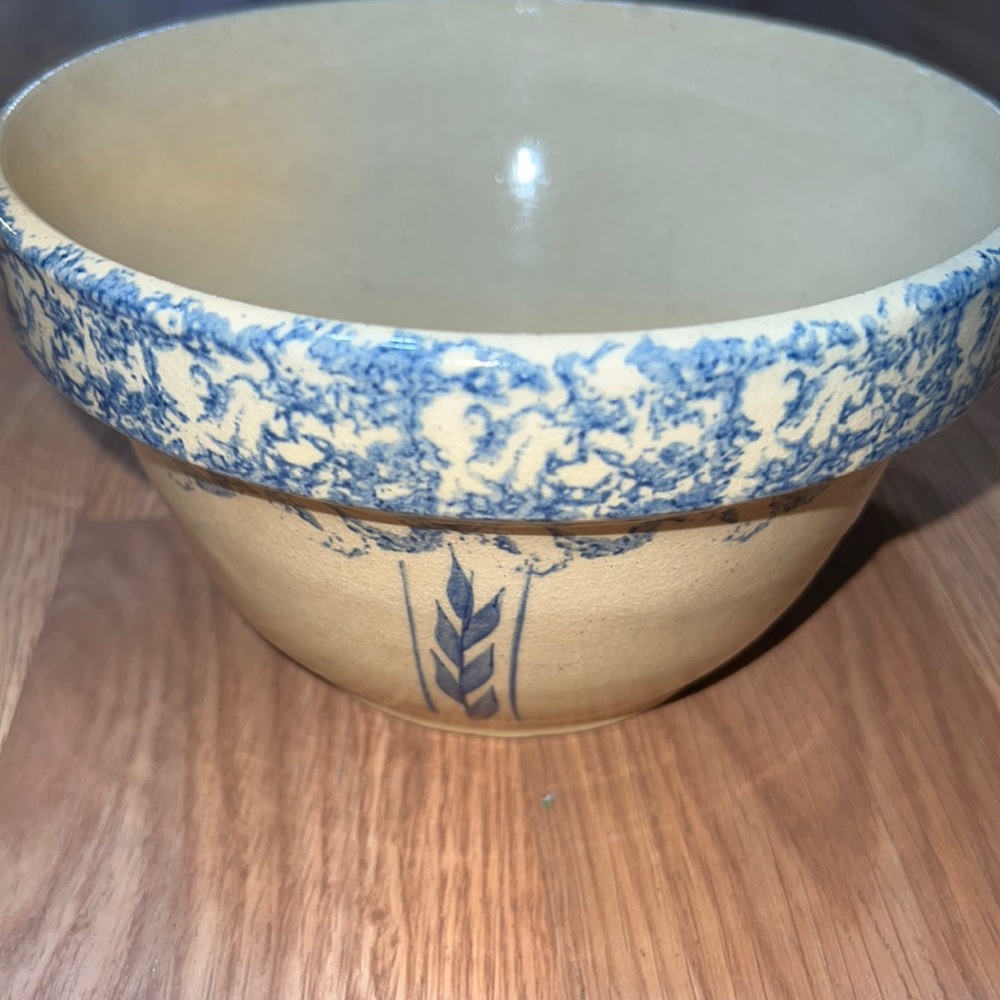Vintage Robinson Ransbottom pottery bowl